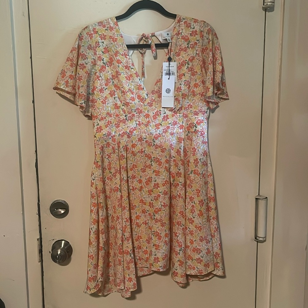 Socialite Floral Spring Summer Dress NWT
